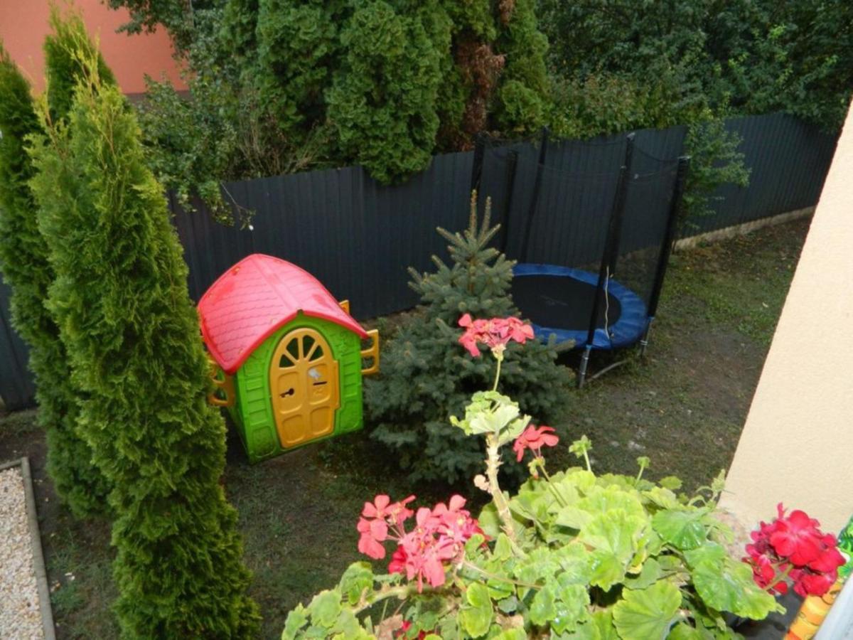 Aranyeso Apartman Hajduszoboszlo Exterior photo